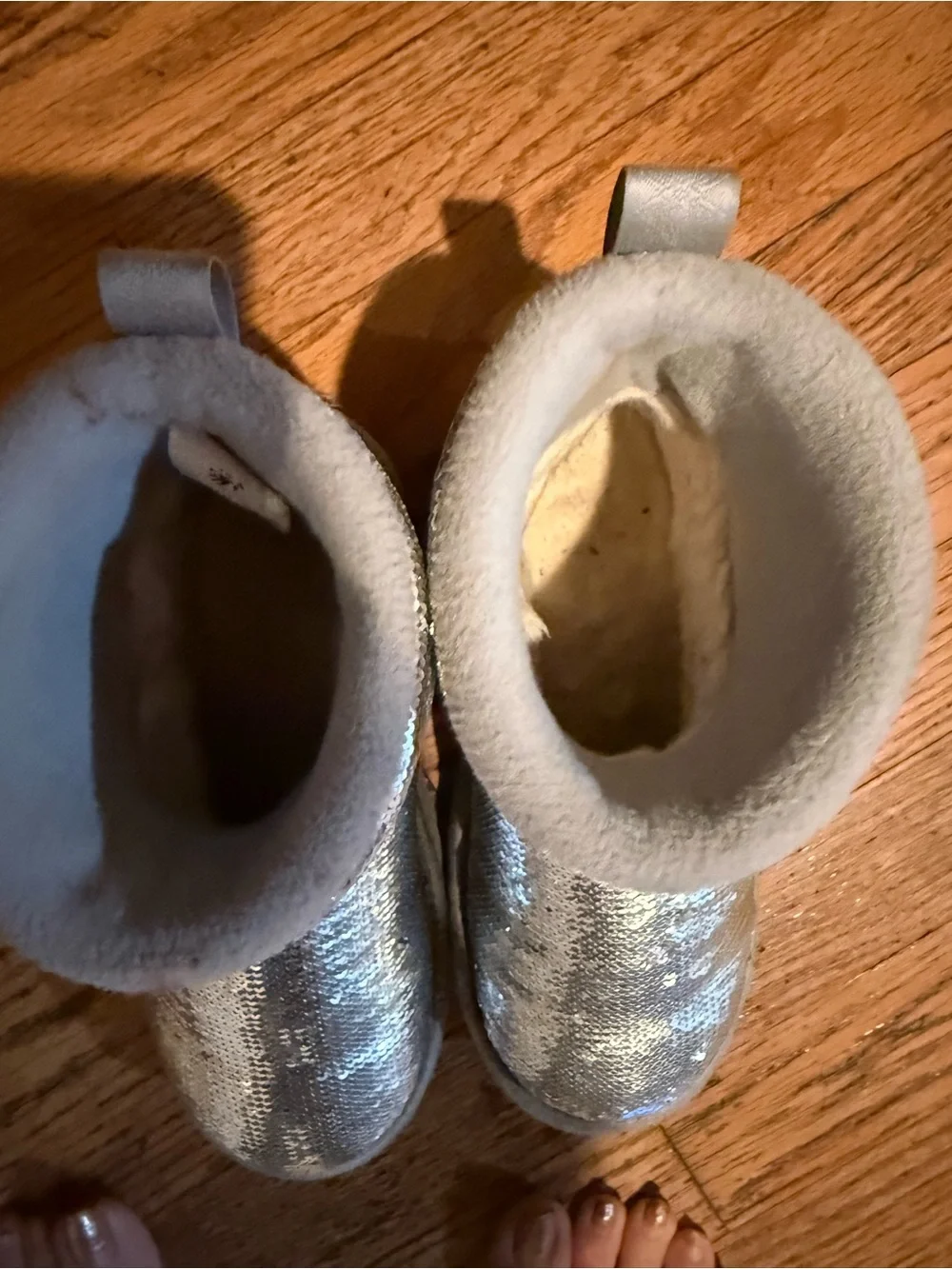 UGG Kids Classic Mini Mirror Ball Silver Sequin Boots Size 5